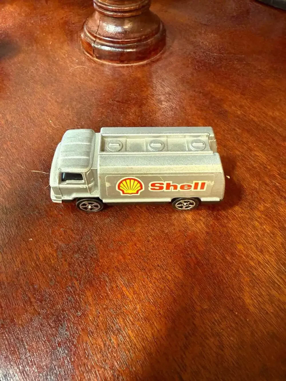Vintage Corgi Juniors 97 Shell Petrol Tanker Die-Cast Truck